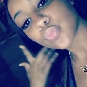 Meet your Posher, Thalia