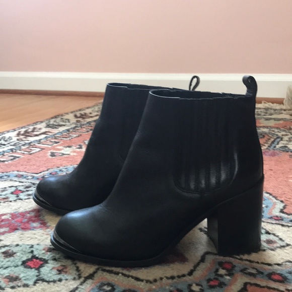 RENVY Black Leather Booties w/ metal detail @ toe - Picture 4 of 7