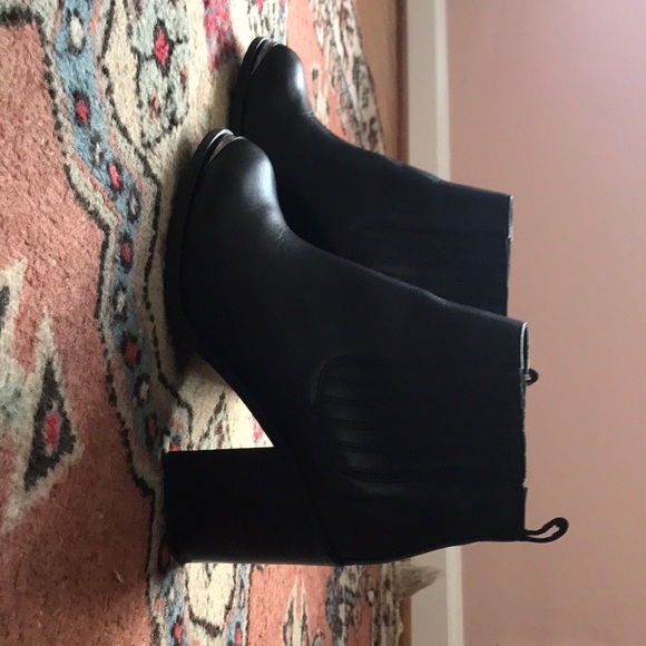 RENVY Black Leather Booties w/ metal detail @ toe - Picture 6 of 7