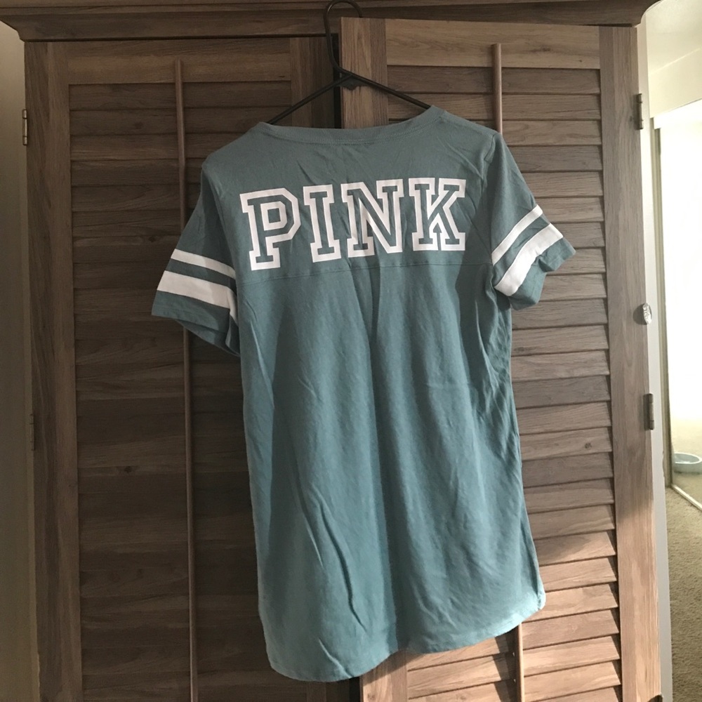 Make offers! Pink Victoria's Secret t-shirt