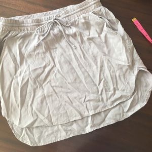 CLOTH & STONE skirt with pockets