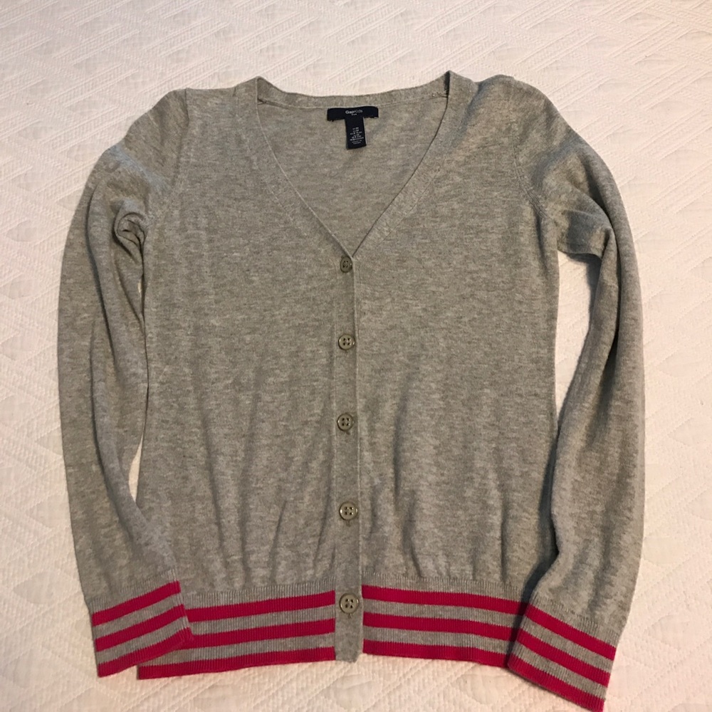 GAP Gray Lightweight Cardigan Sweater