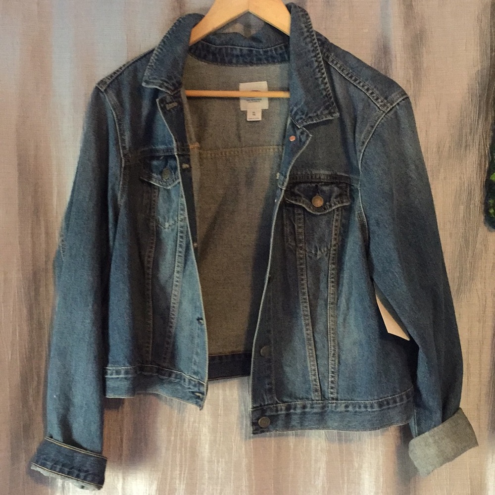 ❤️BRAND NEW Old navy denim jacket