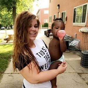 Meet your Posher, Sidney