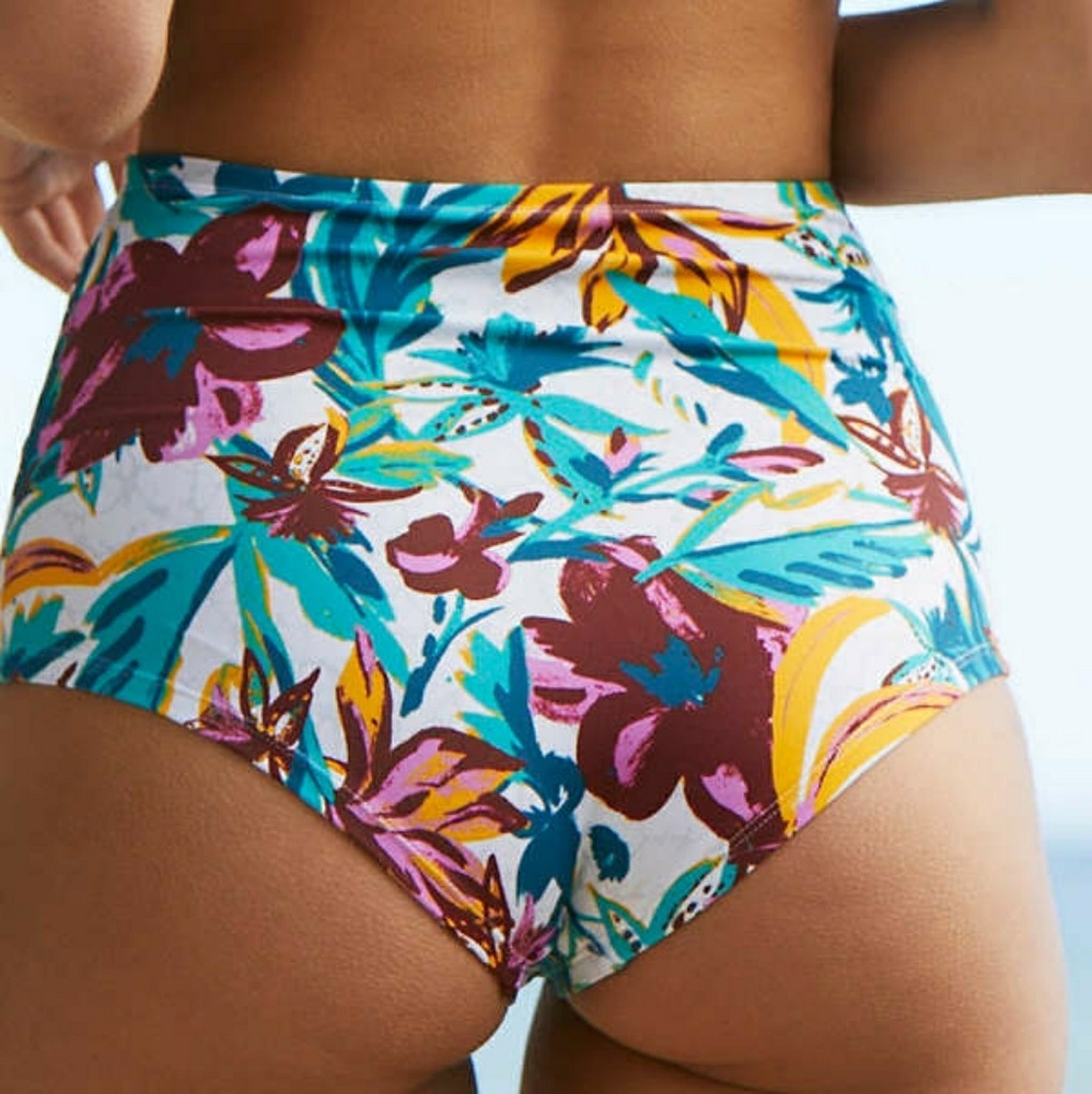 Hi rise uo bikini bottom