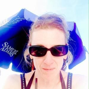 Meet your Posher, Stacey