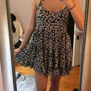 Brandy Melville Daisy Sundress 🌻