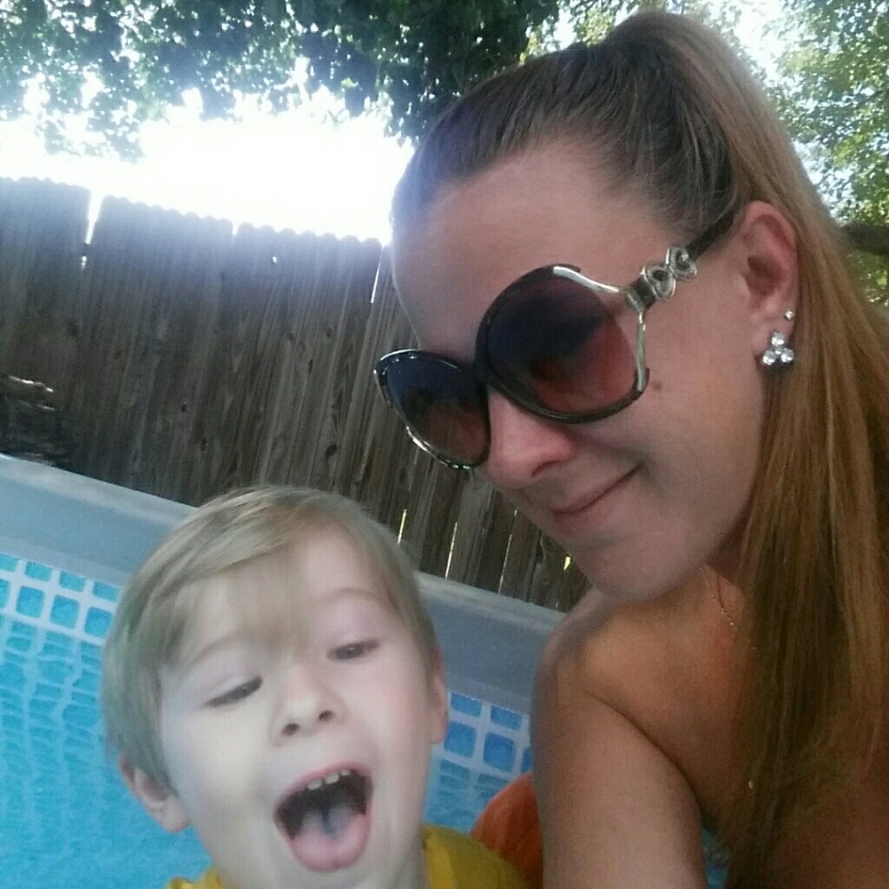 Meet your Posher, Brittany