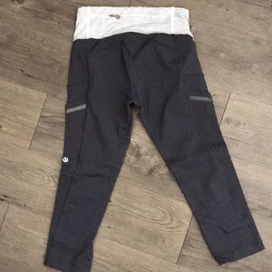 EUC Lululemon crop leggings
