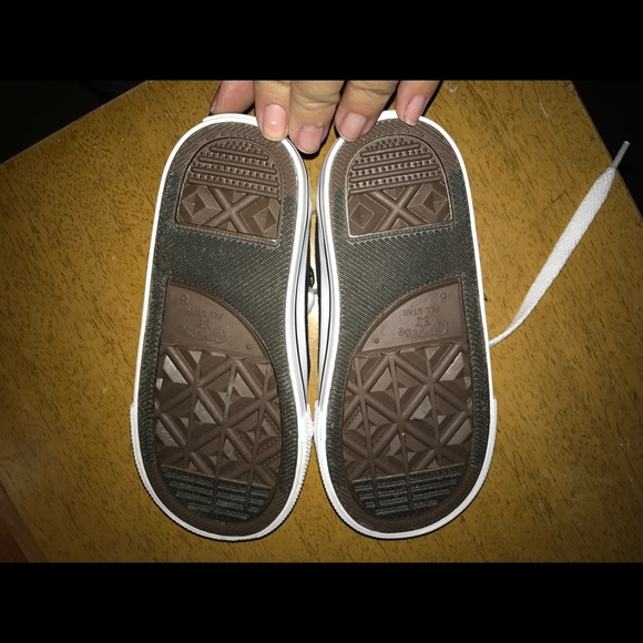 NWOT converse toddler size 8 BLK/wht unisex - Picture 3 of 4