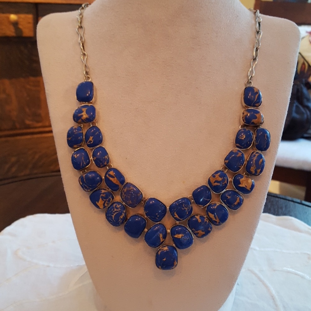 Statement necklace