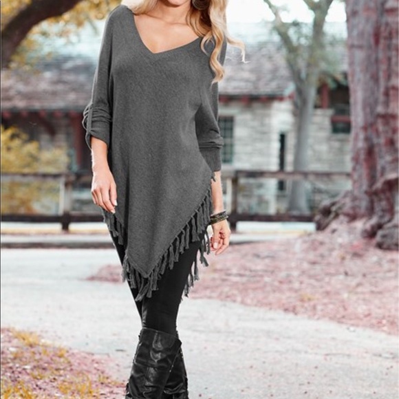 Sweaters - Poncho fringe sweater