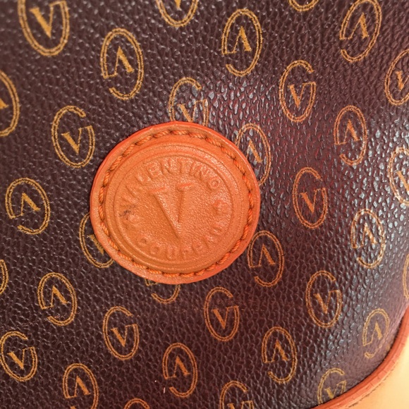 Authentic vintage Valentino bucket bag - Picture 5 of 6