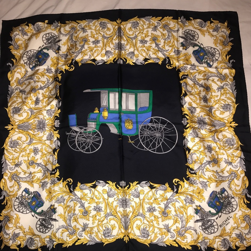 Richel Carriage Gold Detail Silk Scarf