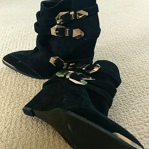 Vince camuto booties
