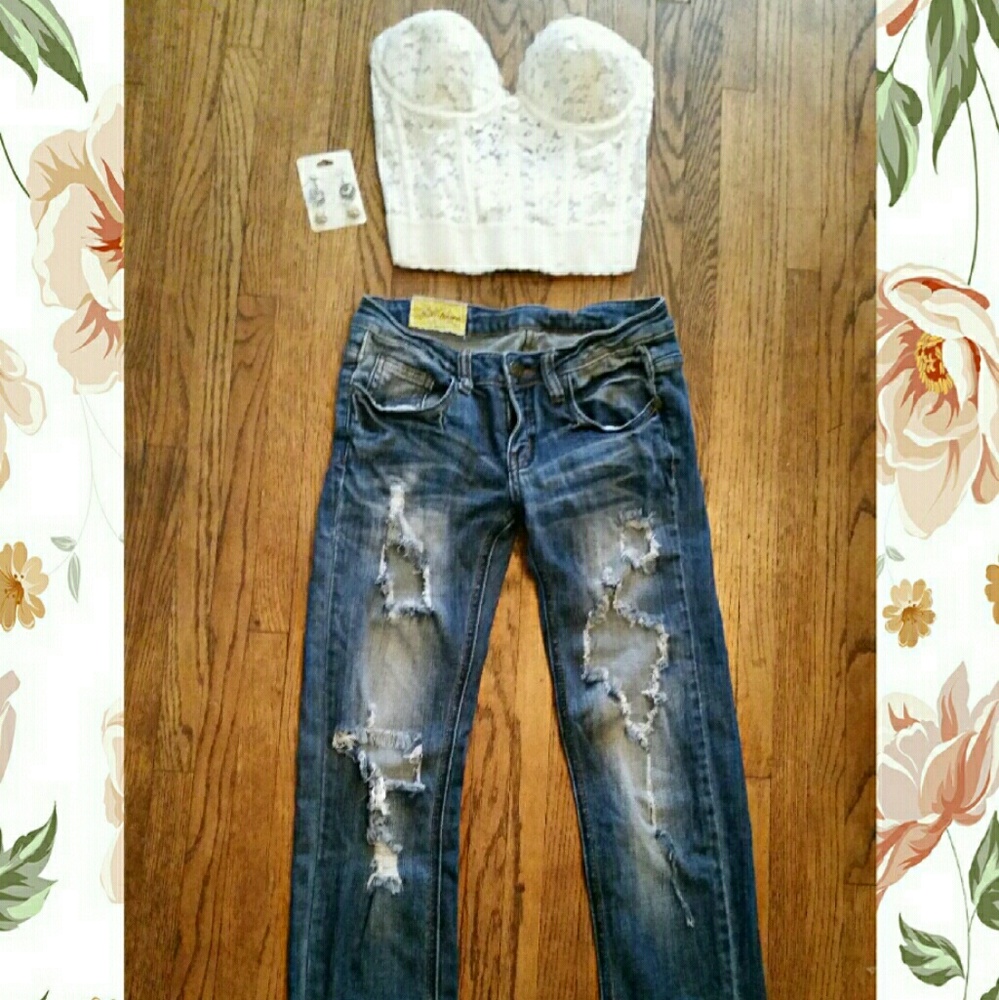 Bustier & distressed denim jeans w/free gift!