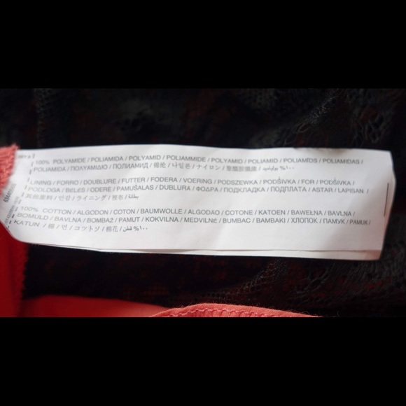 MNG Beautiful Red Black Lace Evening Gown Dress - Picture 7 of 7