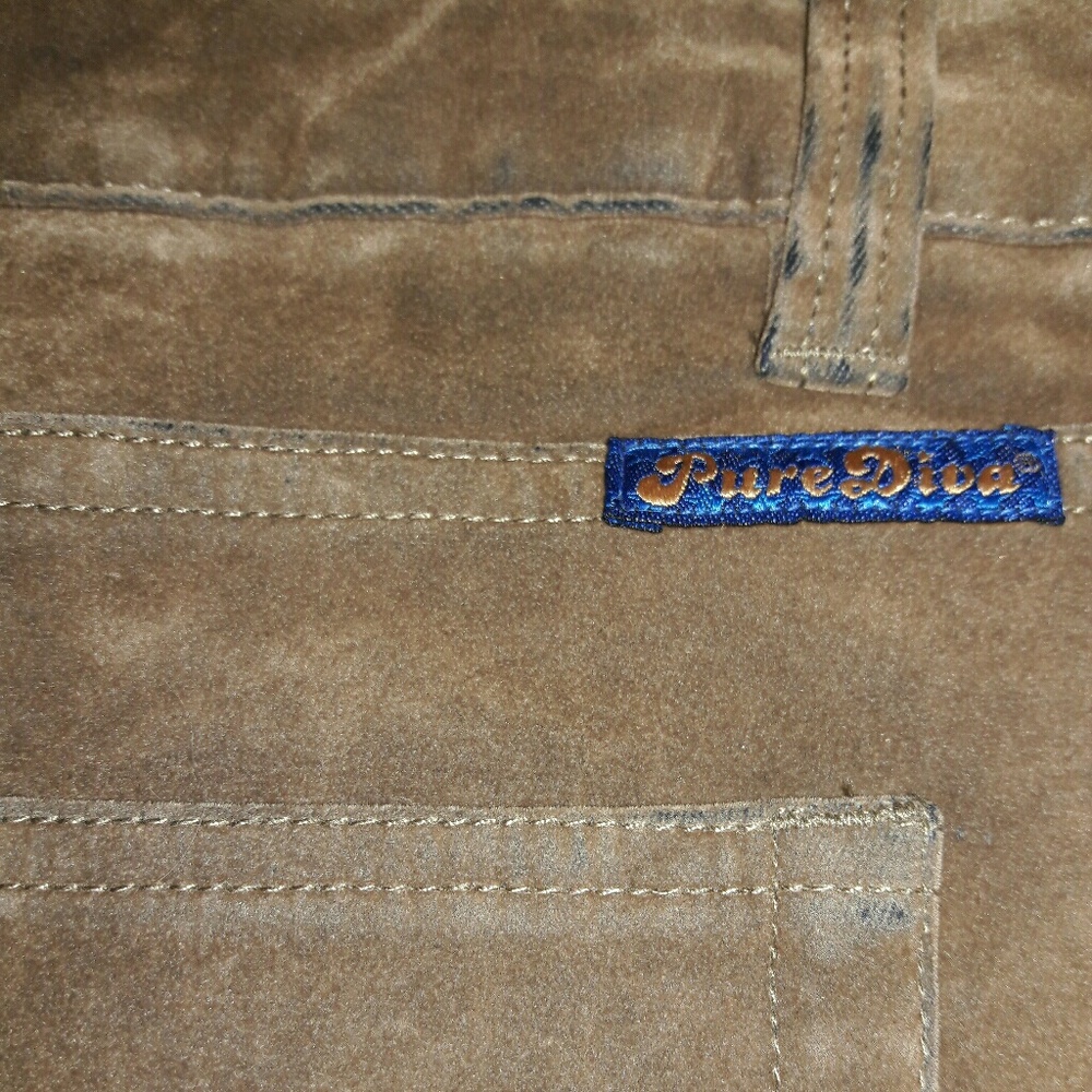 **DONATED**Pure Diva, Unique Jeans, 3