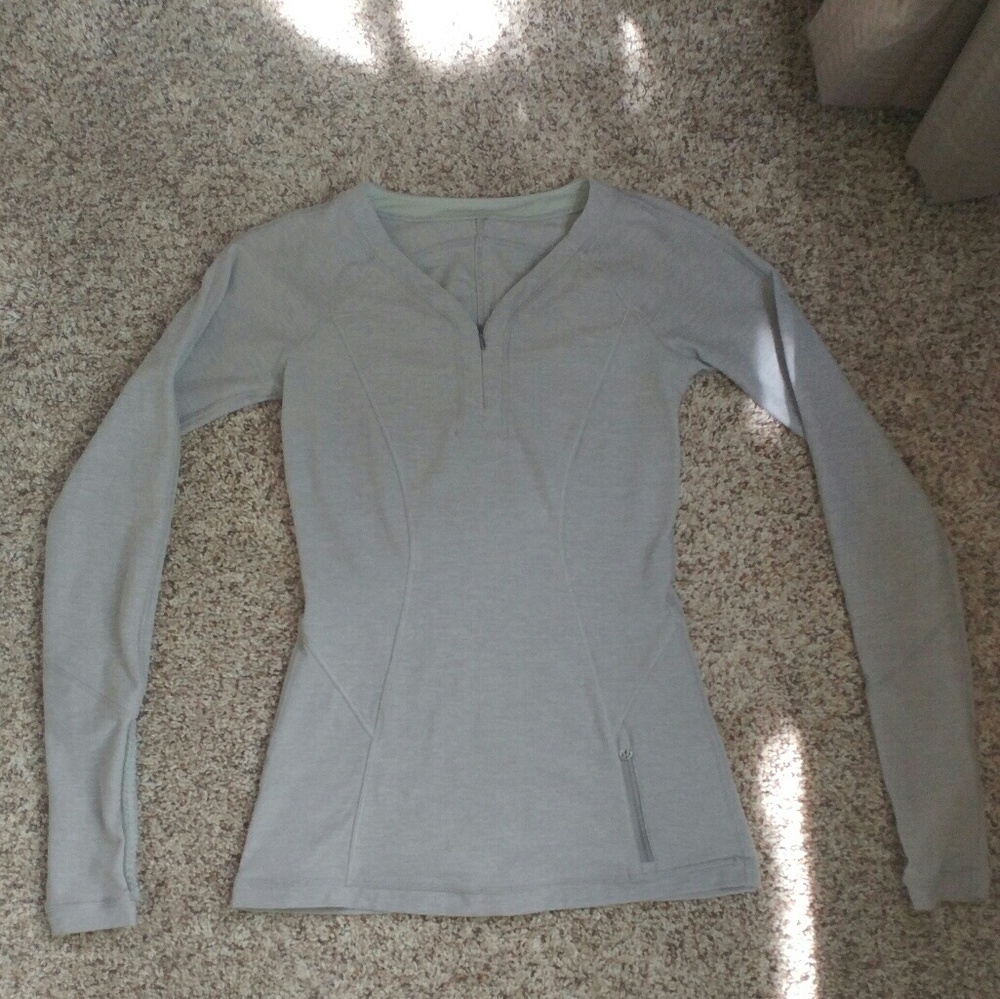 Lululemon VNeck Longsleeve