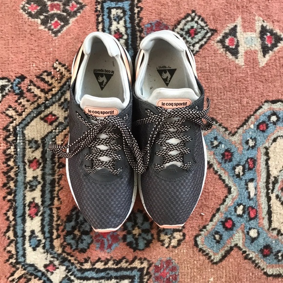 Style Sneakers from European brand Le Coq Sportif - Picture 2 of 5