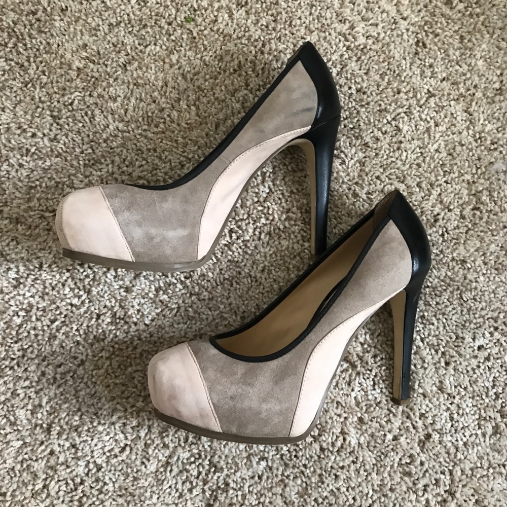 Gianni Bini Pumps