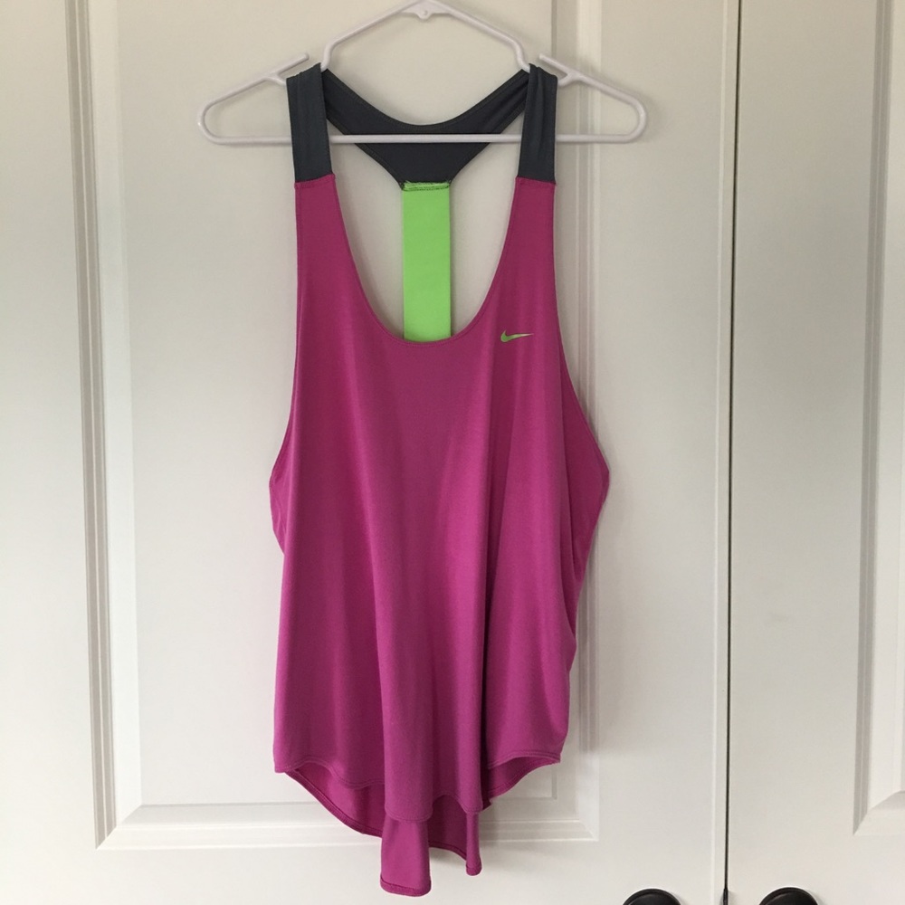 💕💕SALE!!!💕💕 Nike Loose Fit Running Tank