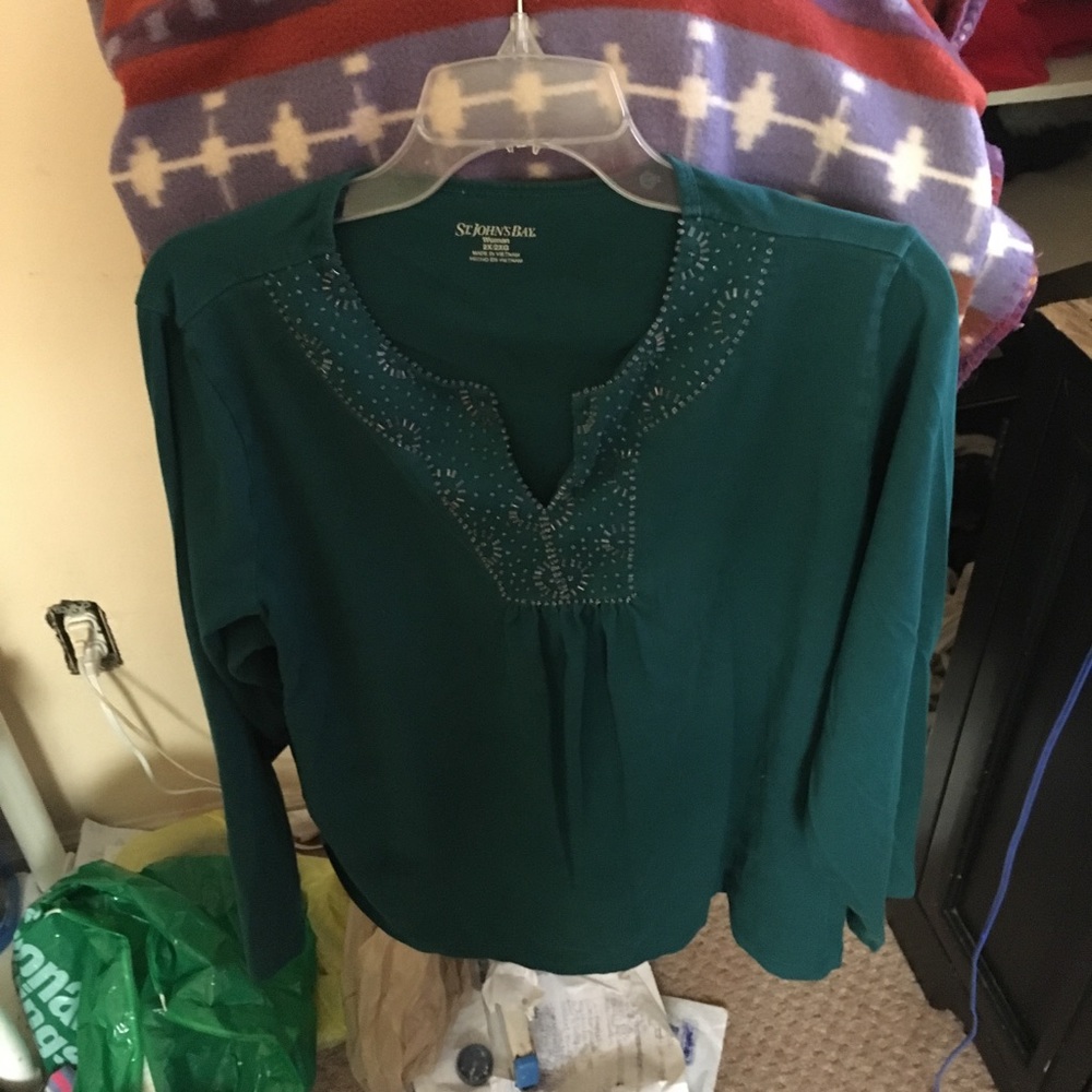 St. John's bay shirt in green blue