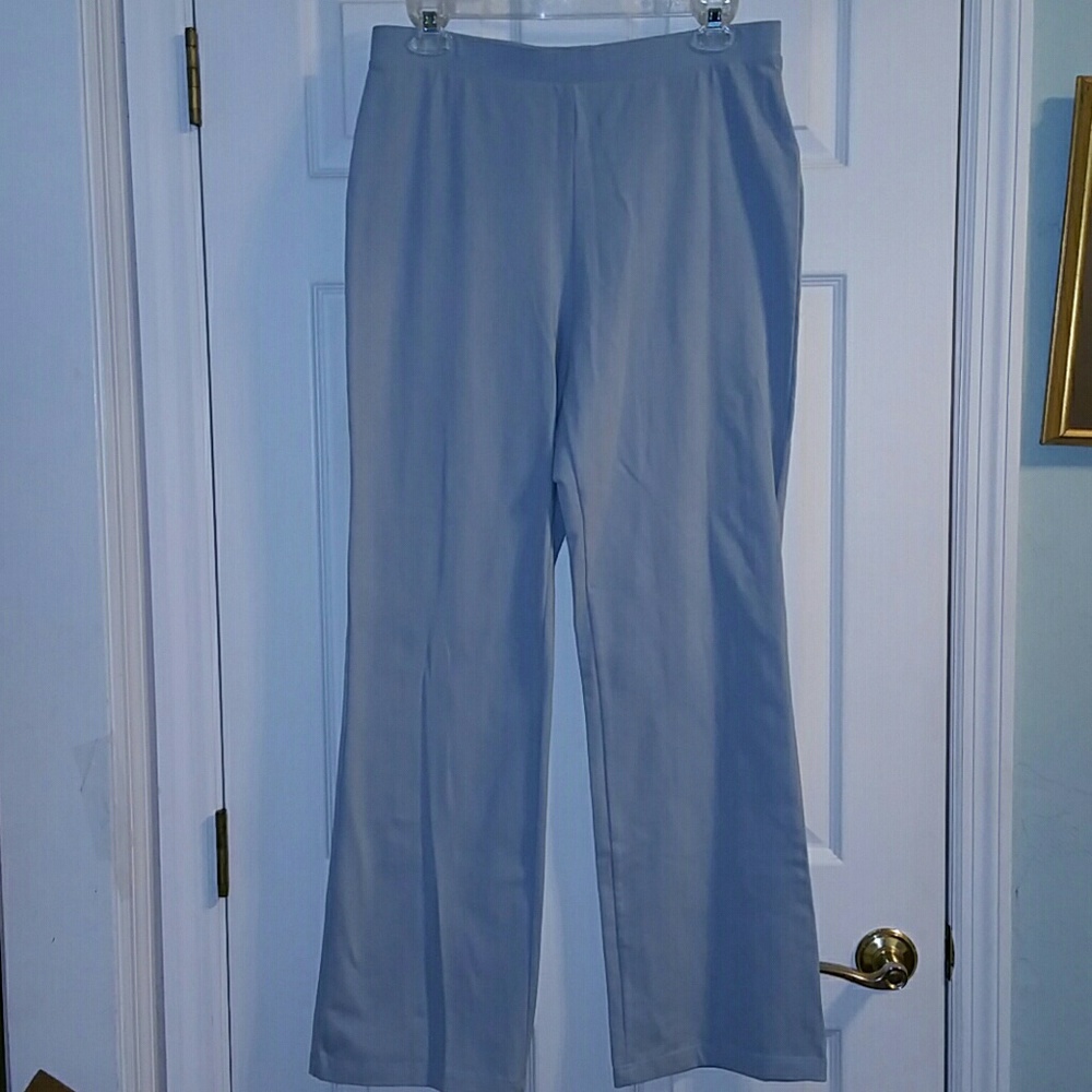 SOFT & COMFY LIGHT BLUE WEEKENDERS ATHLETIC/YOGA/LOUNGE PANTS MEDIUM! NWOT!