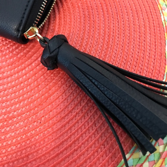 Olivia + Joy Black Wallet - Picture 7 of 8