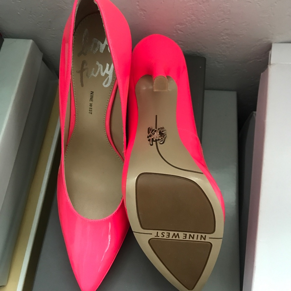 Nine West Love Fury Pumps brand new