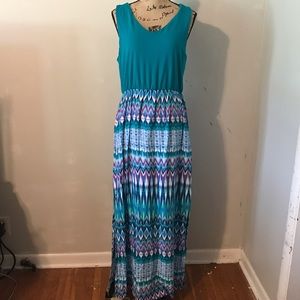 GUC Faded Glory Maxi Dress