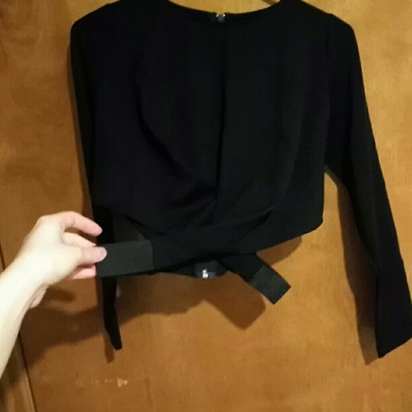 Top - Picture 2 of 5