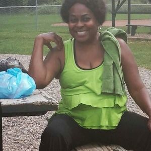 Meet your Posher, Lorraine