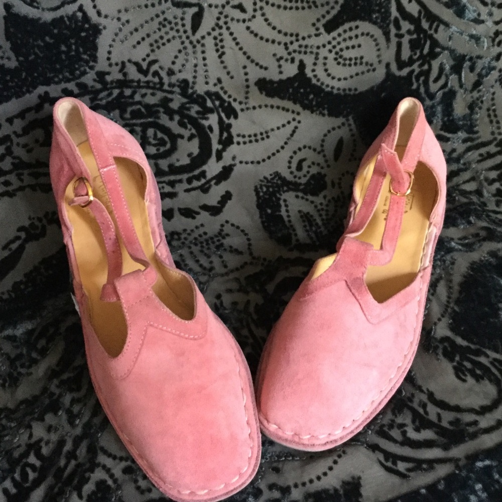L'Artigiano size 8 pink suede sandals