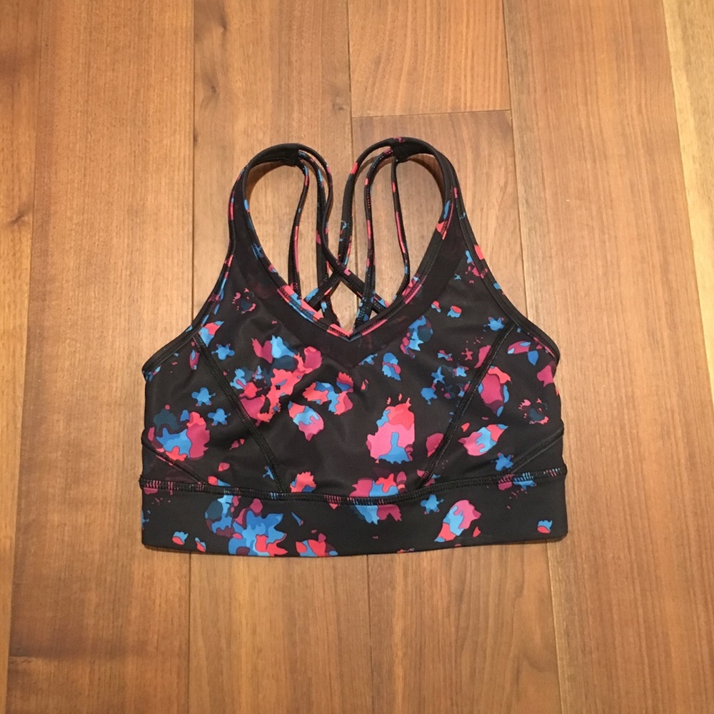 Lululemon sports bra