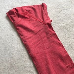 Red Swiftly Tech SS crew