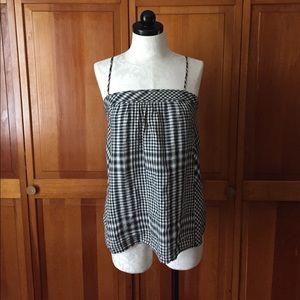 Gingham navy/cream linen tank