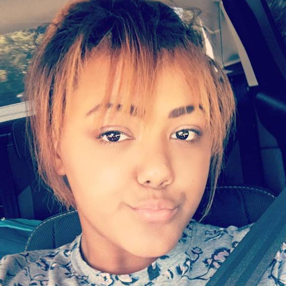 Meet your Posher, Hannah - Picture 1 of 1