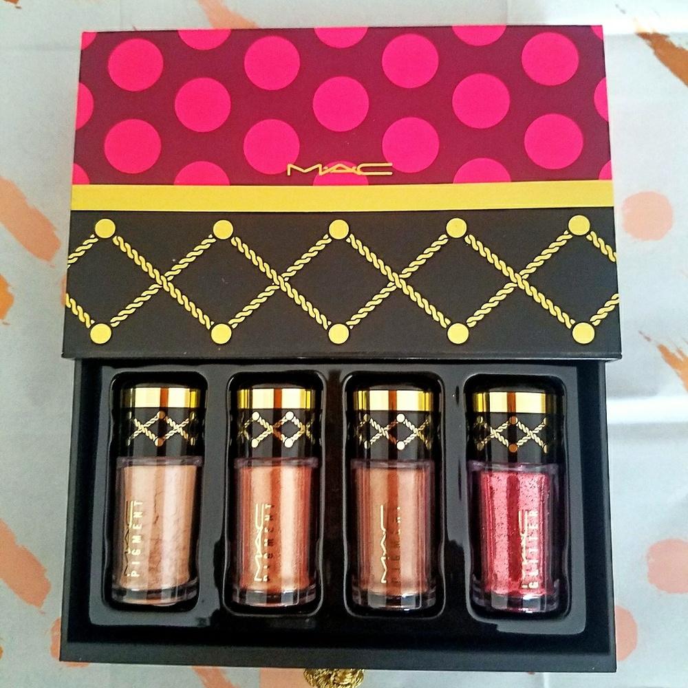 Nutcracker Holiday Pigments