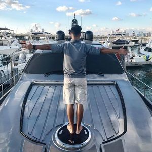 Meet your Posher, Walter