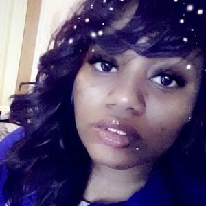 Meet your Posher, Bella