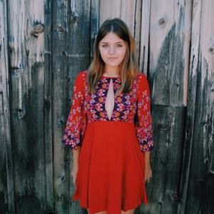 Meet your Posher, Megan