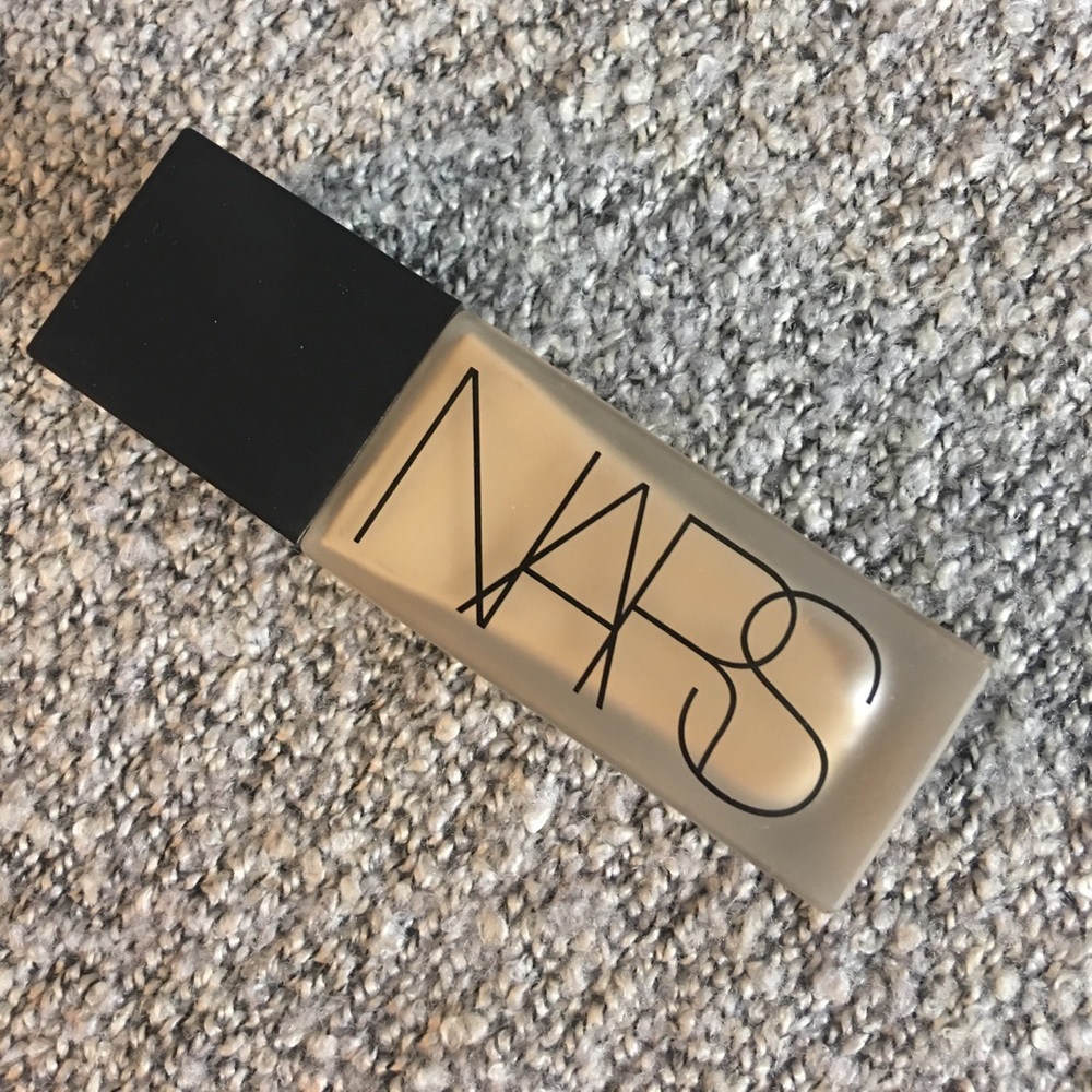 NARS All Day Luminous foundation shade "GOBI"