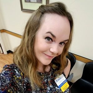 Meet your Posher, Christal