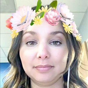 Meet your Posher, Monique