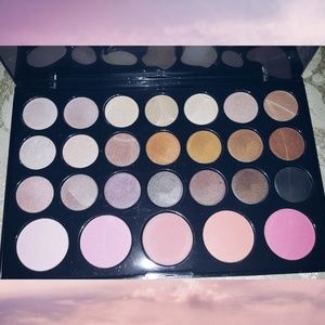 ❣Eyeshadows & Cheek Palette❣