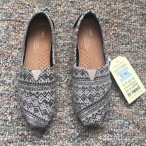 Toms size 6.5