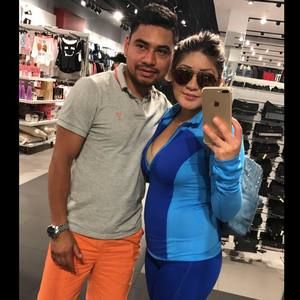 Meet your Posher, Ricardo