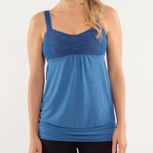 Lululemon Run Back on Track Tank 6 blue