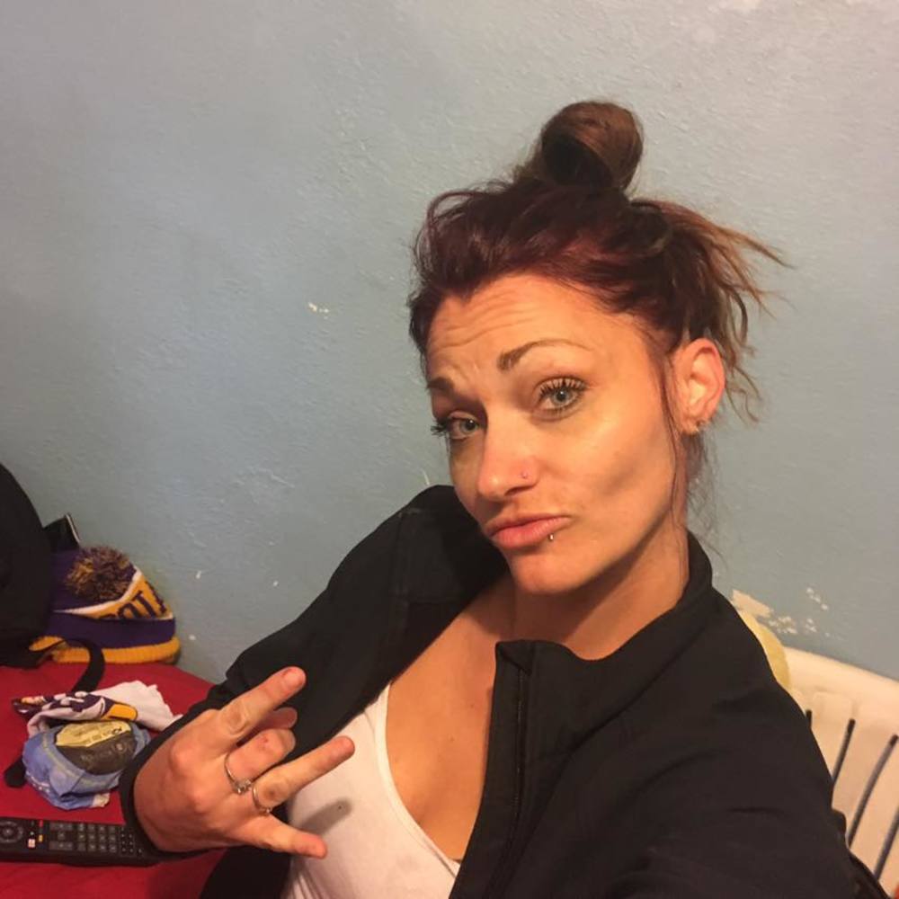 Meet your Posher, Corinn